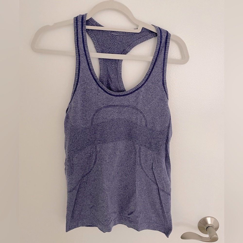 Lululemon Swiftly Tech Racerback Tank in light purple, size 6